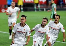 西甲球队备战季中杯赛，冲刺冠军梦想