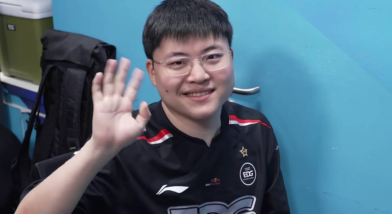 Uzi在皇家马德里比赛中惊艳表现，悬念迭起引发热议！的简单介绍